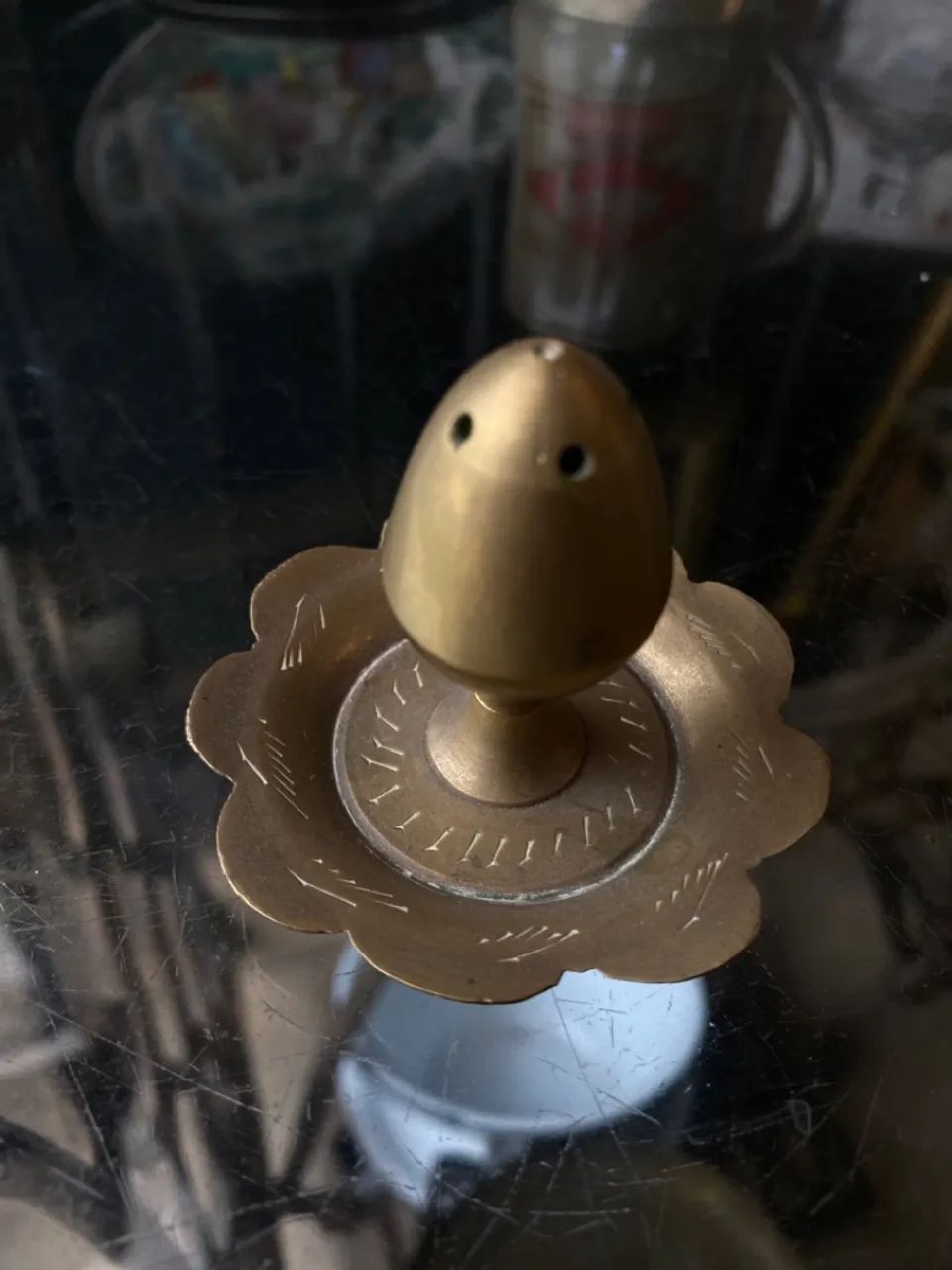 Pequeno incensário em bronze.  - Foto 3