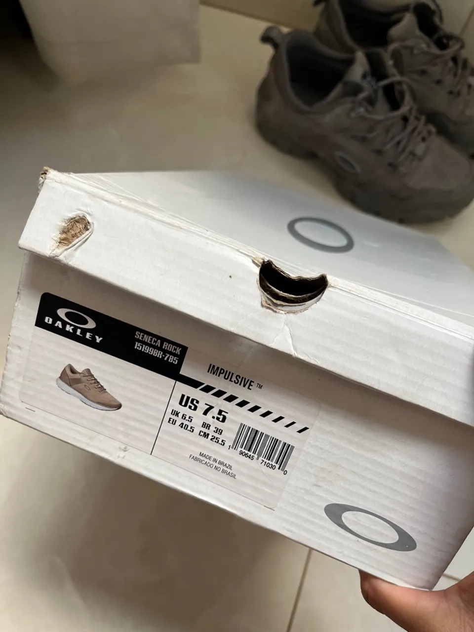 Tênis Oakley Impulsive