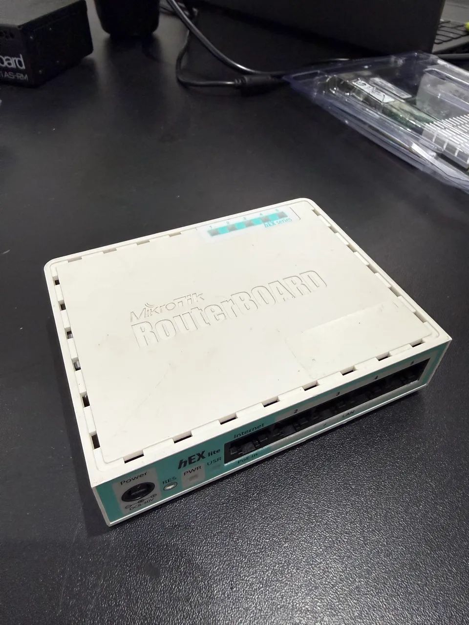 MikroTik RouterBOARD hEX Lite64286339763585120