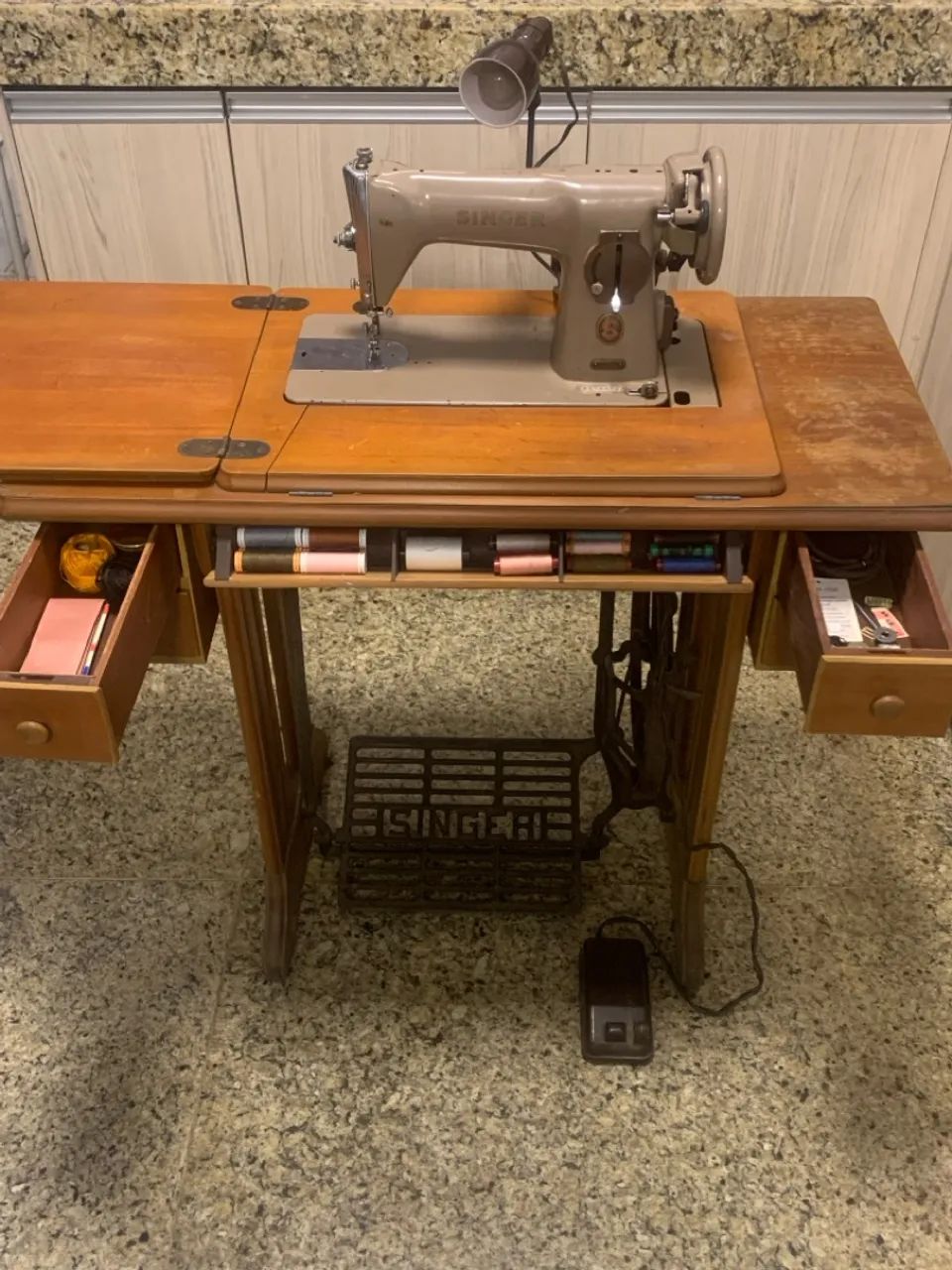 Máquina de costura Singer