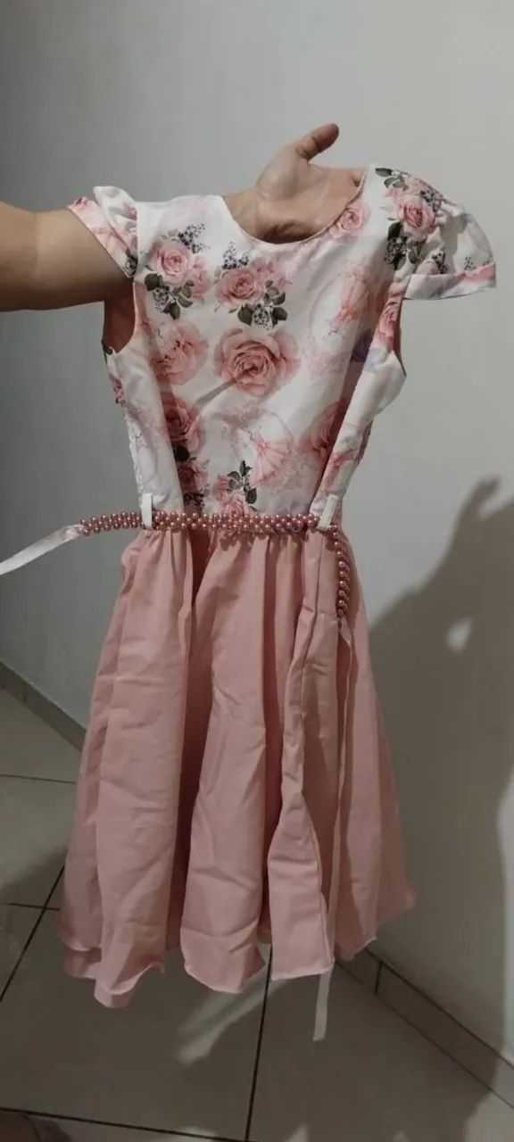 Vestido branco com detalhes em renda - Foto 2