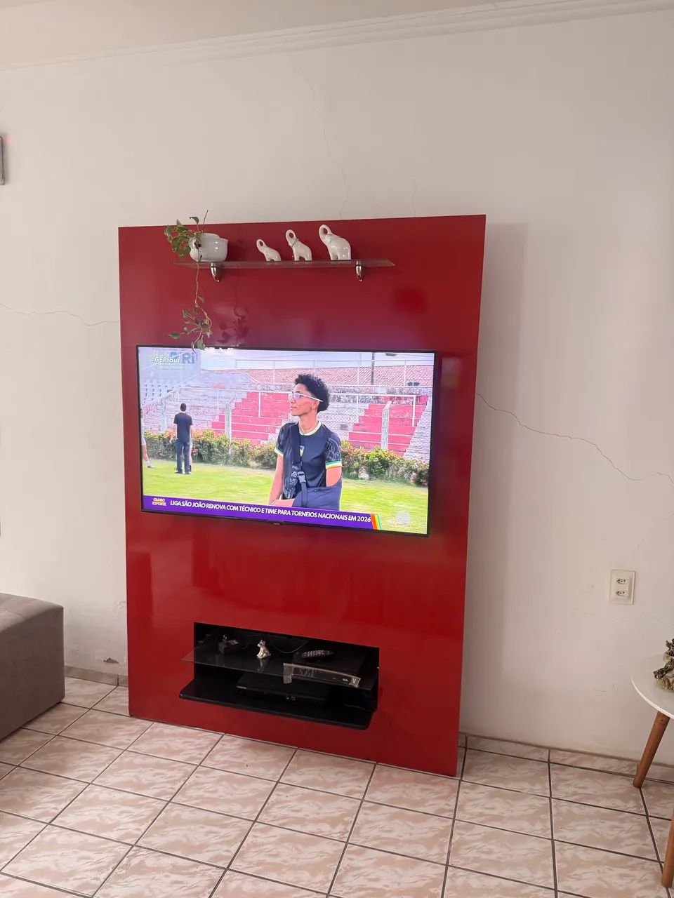 Painel de TV64209937502850120