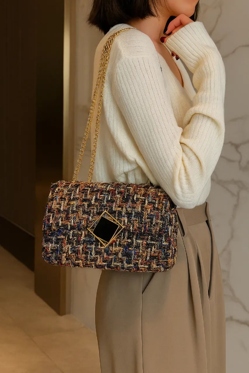 Bolsa Tweed com Alça de Corrente | Nunca usada