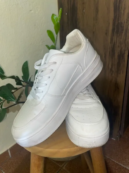Tênis branco casual Shein