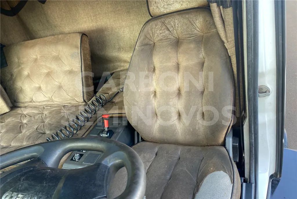 IVECO TECTOR 310E30CE 8X2 2017/2018 - Foto 9