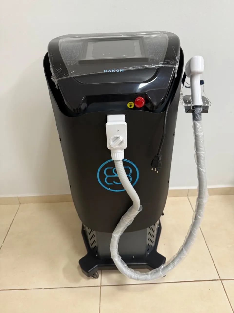 Máquina de depilação a Laser Hakon 4D