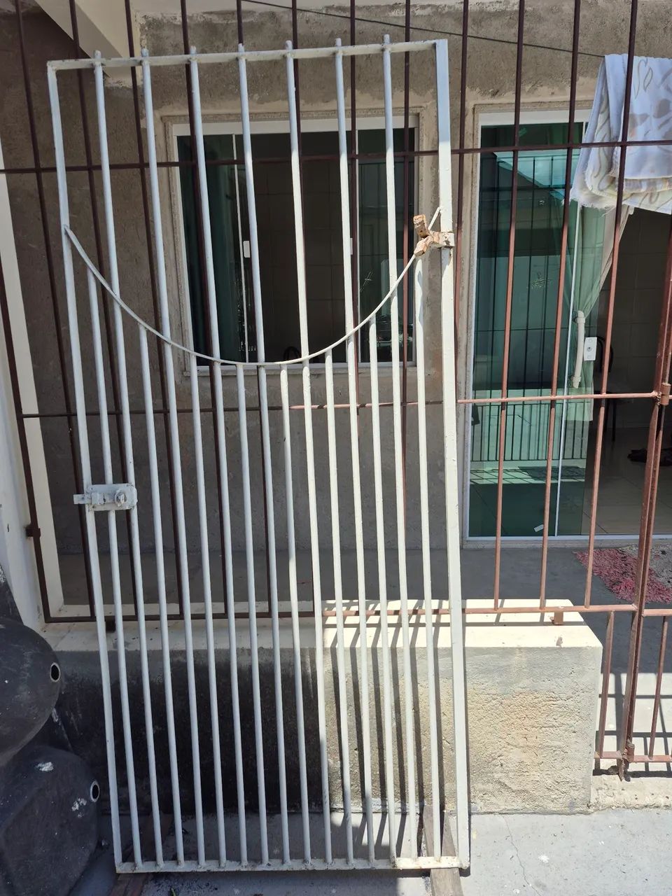 Vende-se um portão de ferro - Foto 4