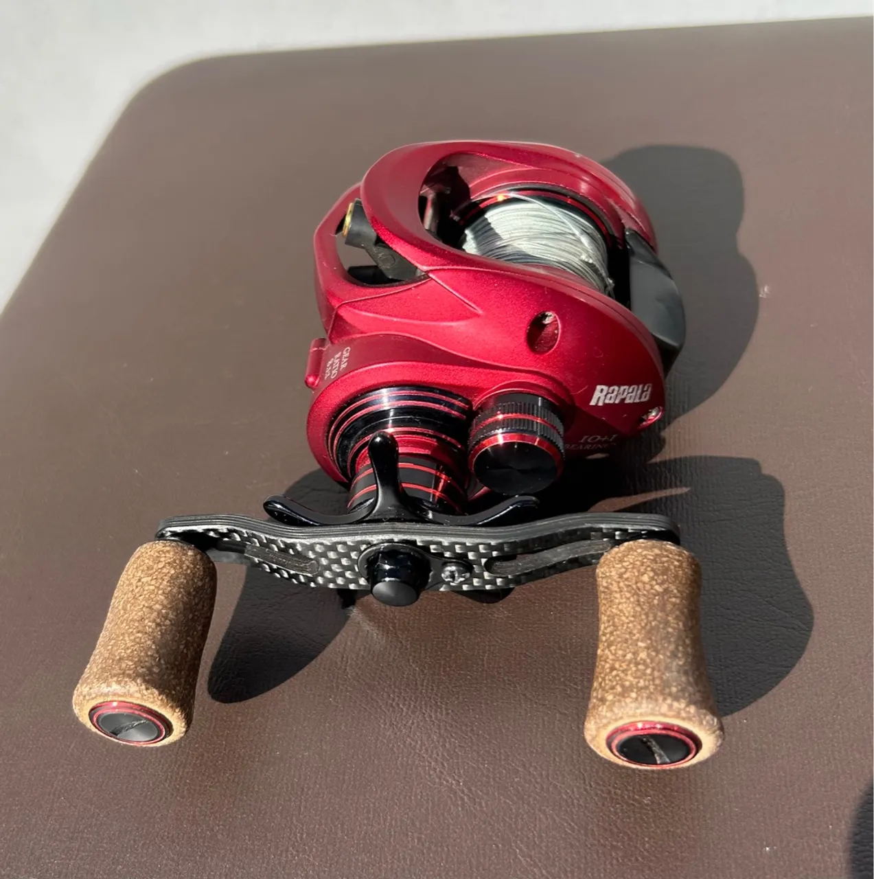 Carretilha Rapala Shadow Red