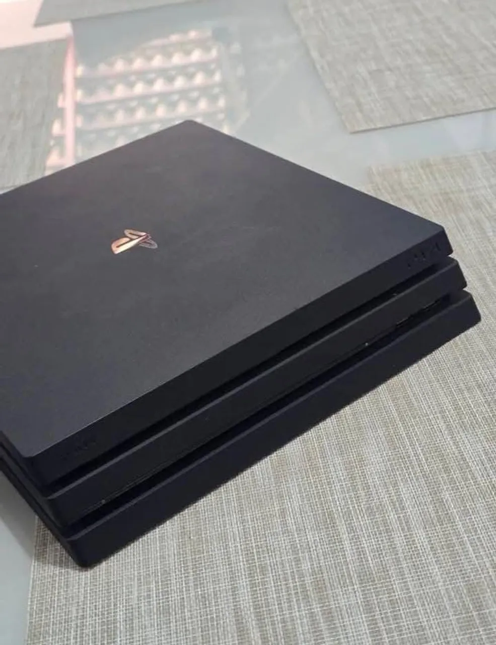 Vendo Playstation 4 Slim 1tera