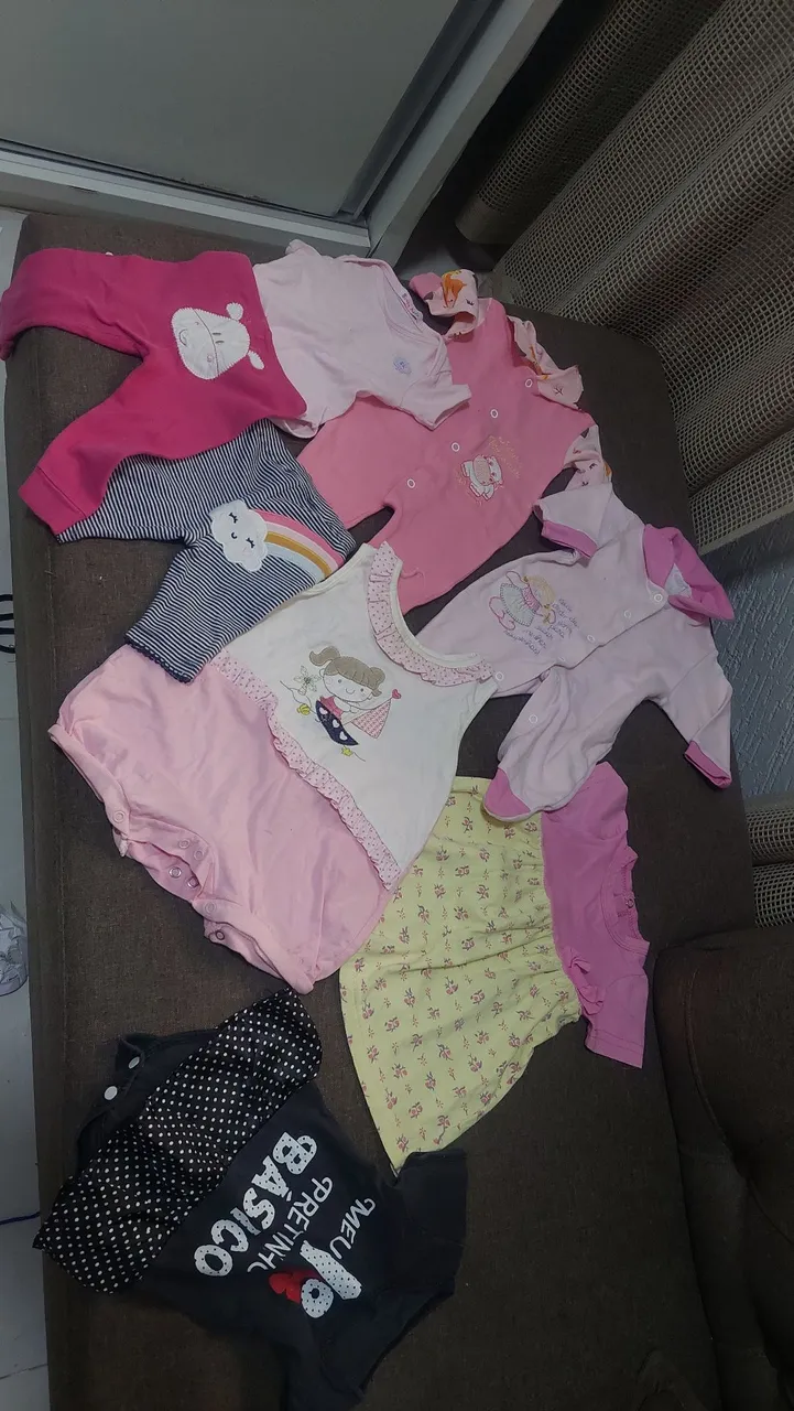 Lote Roupinhas de Bebê tudo por 25 reais - Diversas Peças