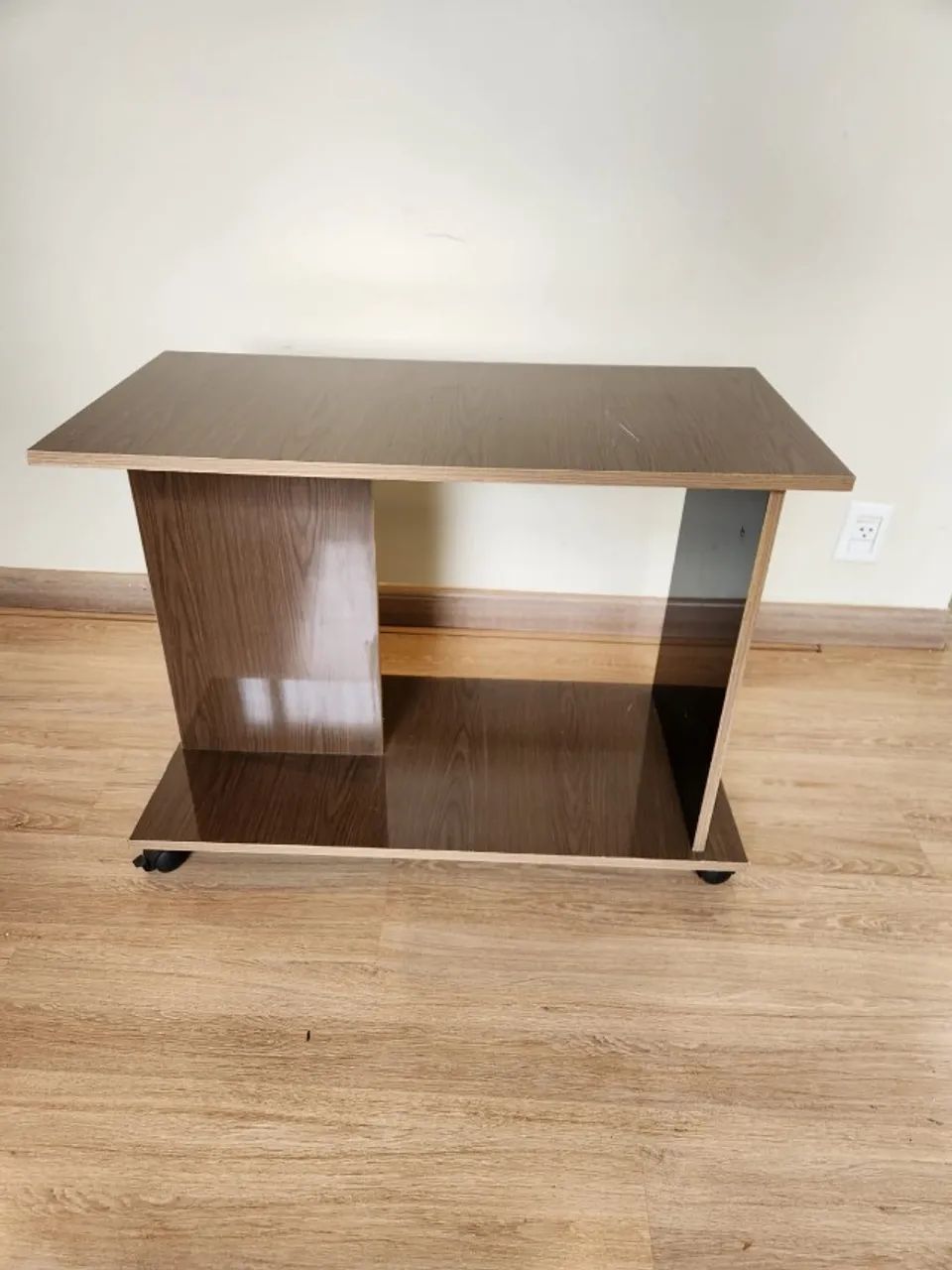 Mesa de Centro Canto Sala de Estar TV e Bar móvel funcional Avaria 