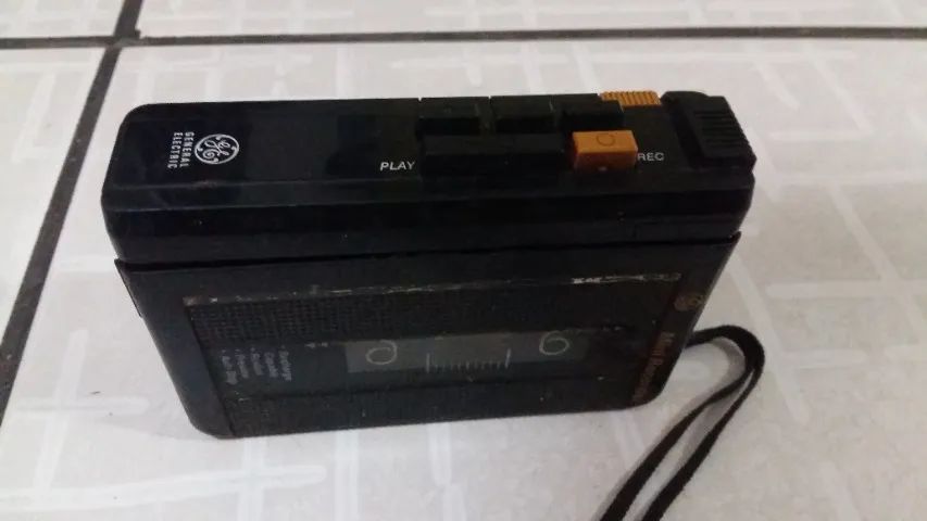 WalkMan Antigo Falta Tampa das Pilhas para Colecionar Não Liga No estado - Foto 3