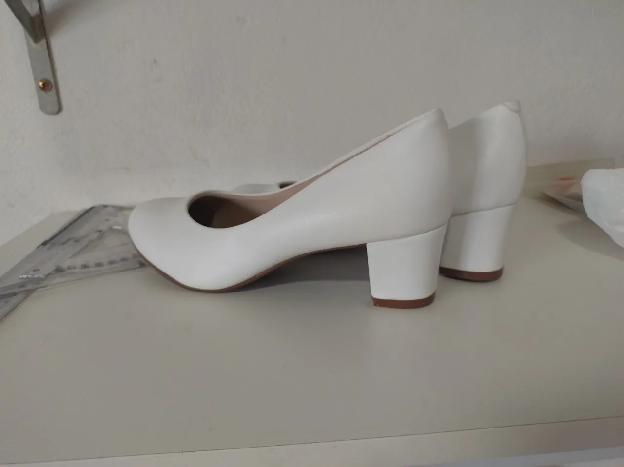 Sapato branco beira rio
