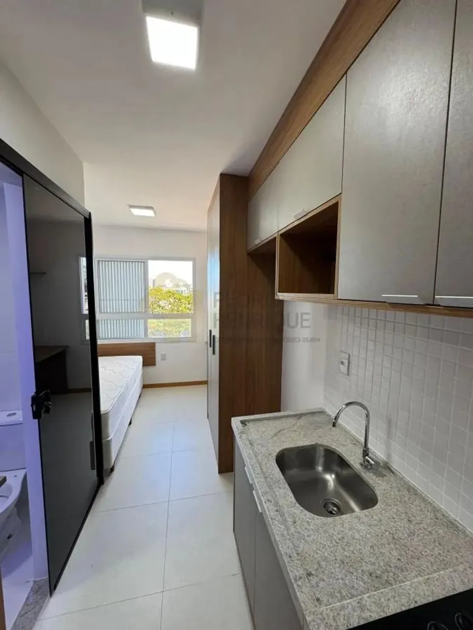Apartamento para Venda em Salvador, Amaralina, 1 dormitório, 1 banheiro, 1 vaga