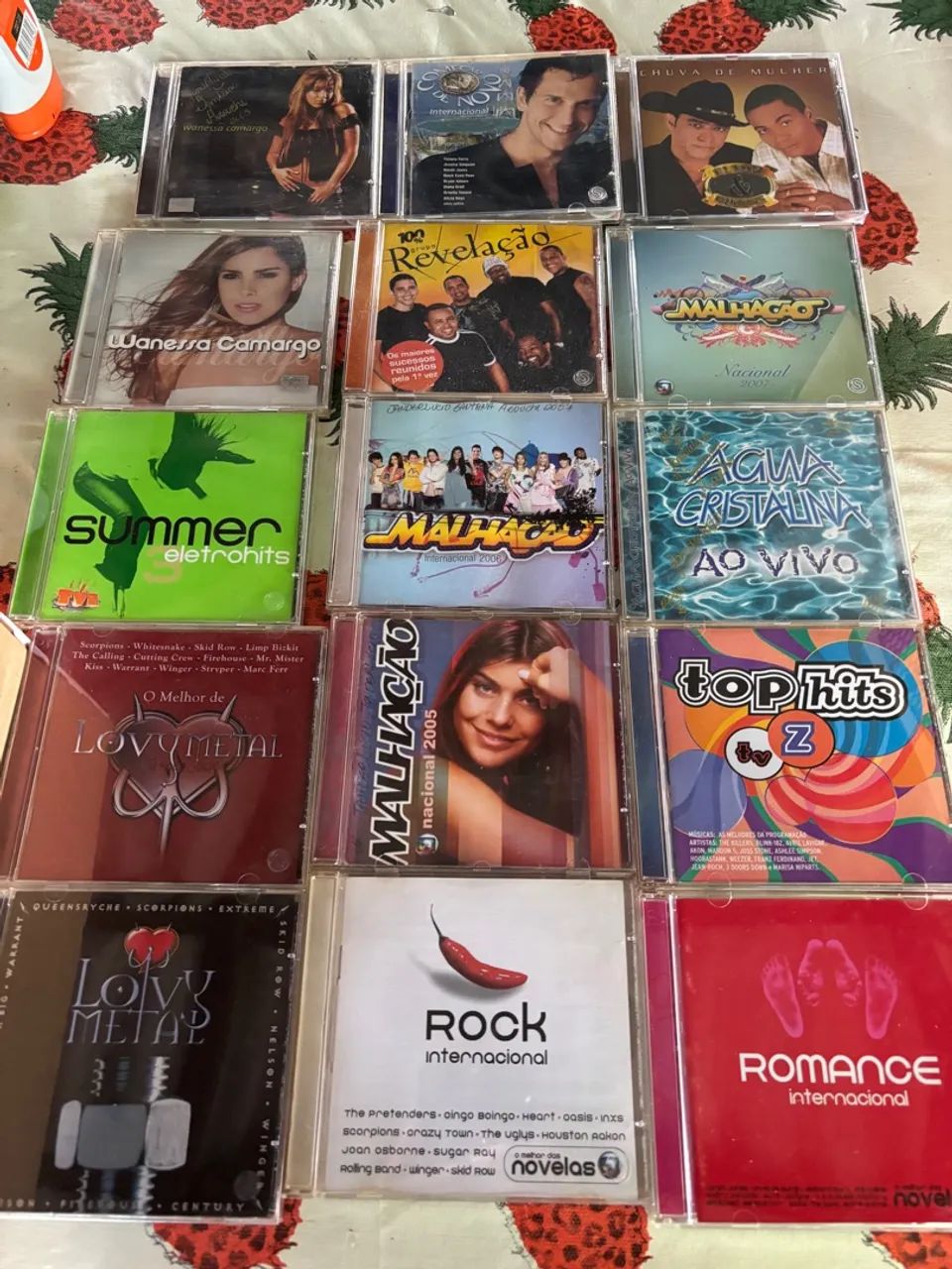 Coleção de CDs de - Música Nacional e Internacional