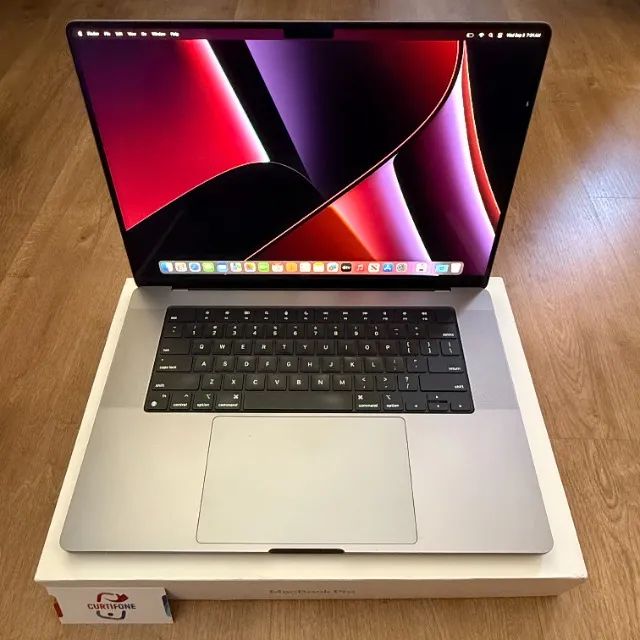 MacBook Pro - 16