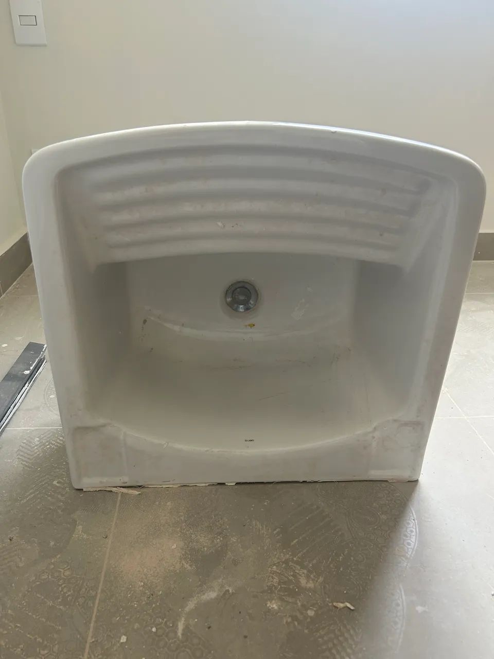 Tanque deca branco 53cmx51cm