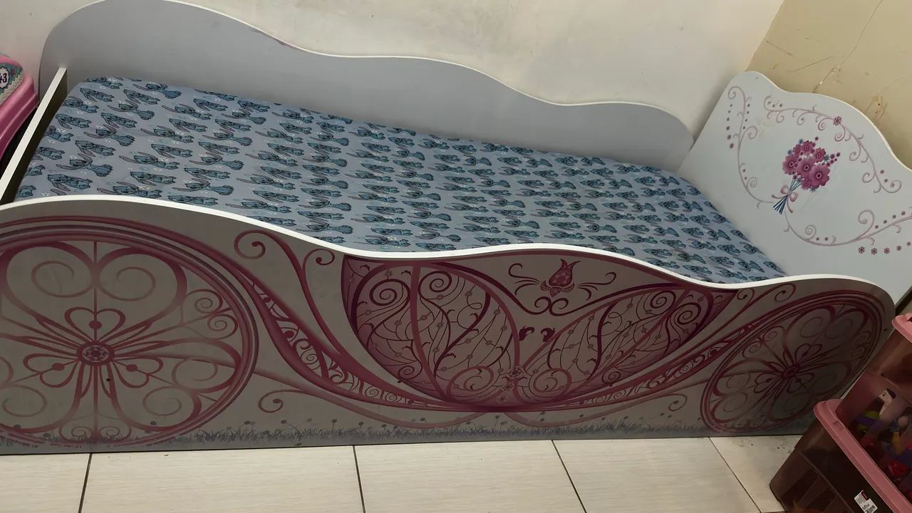 Cama Infantil Feminina - Com colchão 
