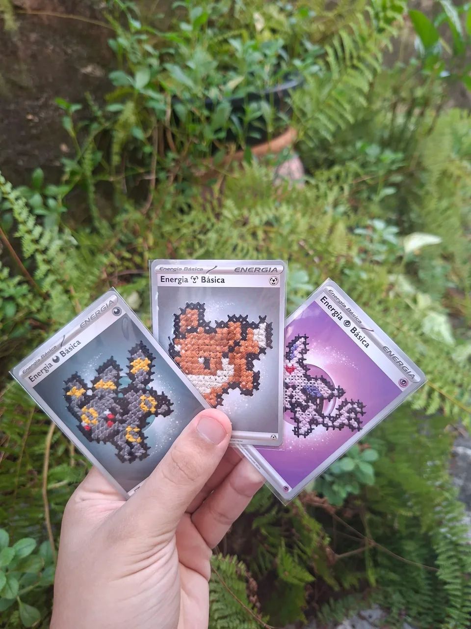 Cartas bordadas de Pokemon 