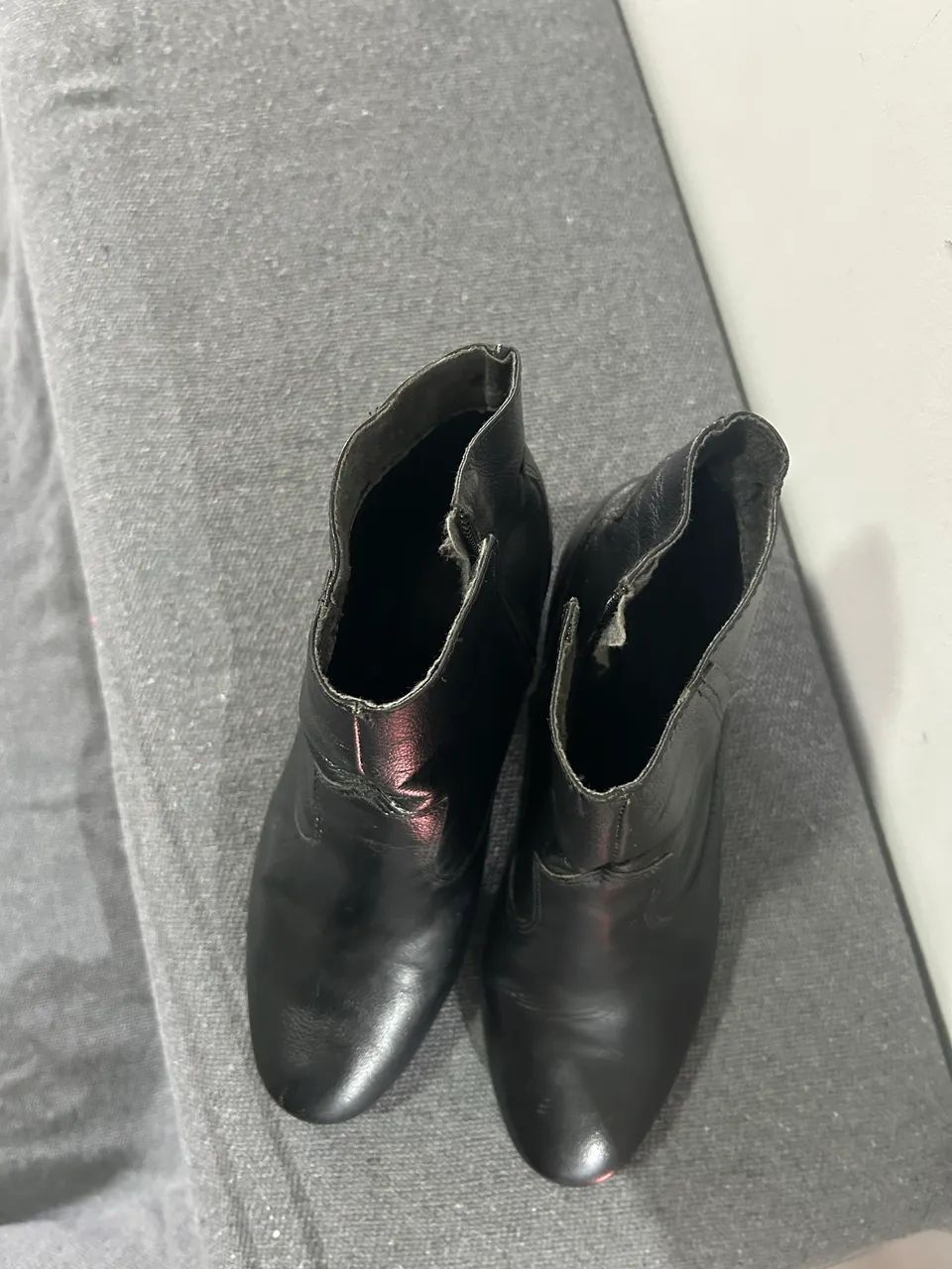 Bota de couro legítimo 