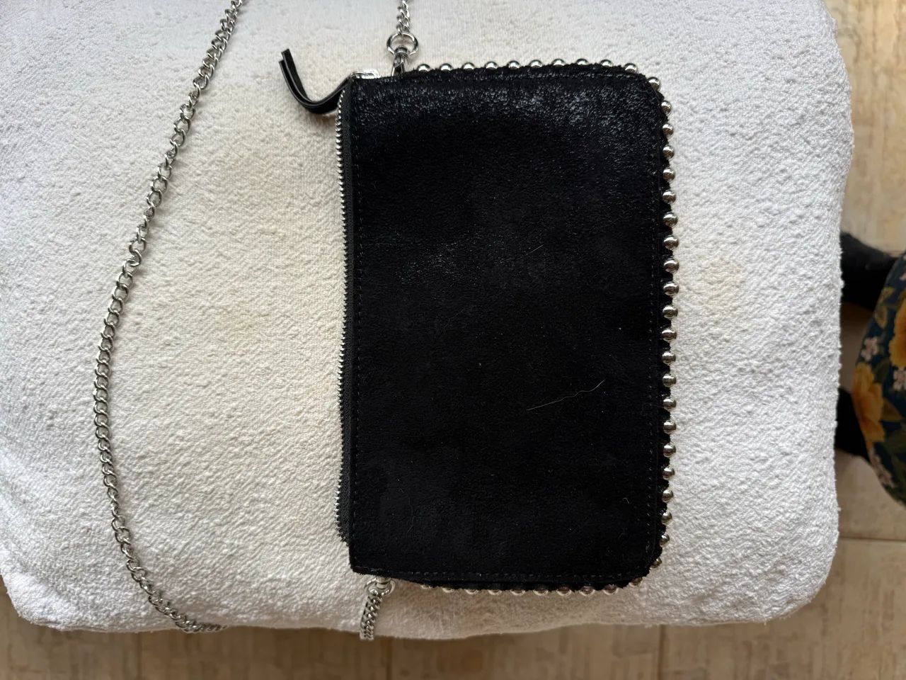 Bolsa Zara Preta Tiracolo com Corrente Prata - Usada 2x, Impecável