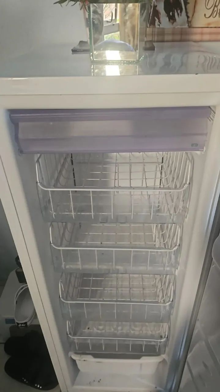 Vendo freezer aceita proposta  - Foto 3