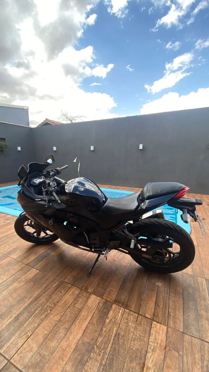 Kawasaki Ninja 300 - Foto 2