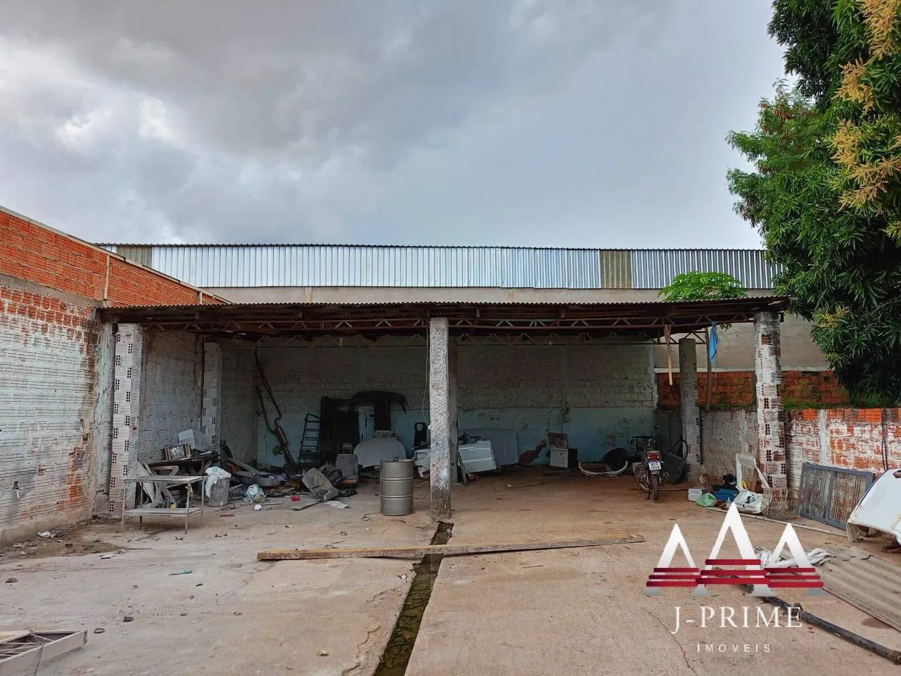 Vende Se Barracao Avenida General Melo proximo Carmindo de Campos - Foto 4