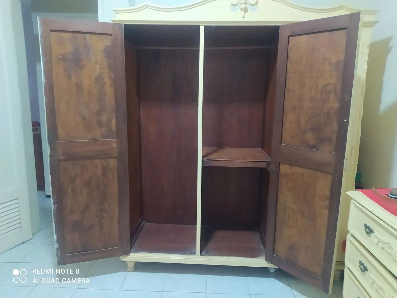 Guarda roupa de madeira  - Foto 2