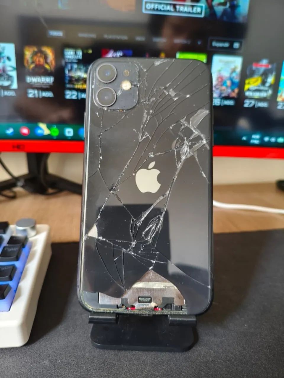 iPhone 11 64GB Funcionando - Para Conserto/Peças - Face ID OK - Foto 3