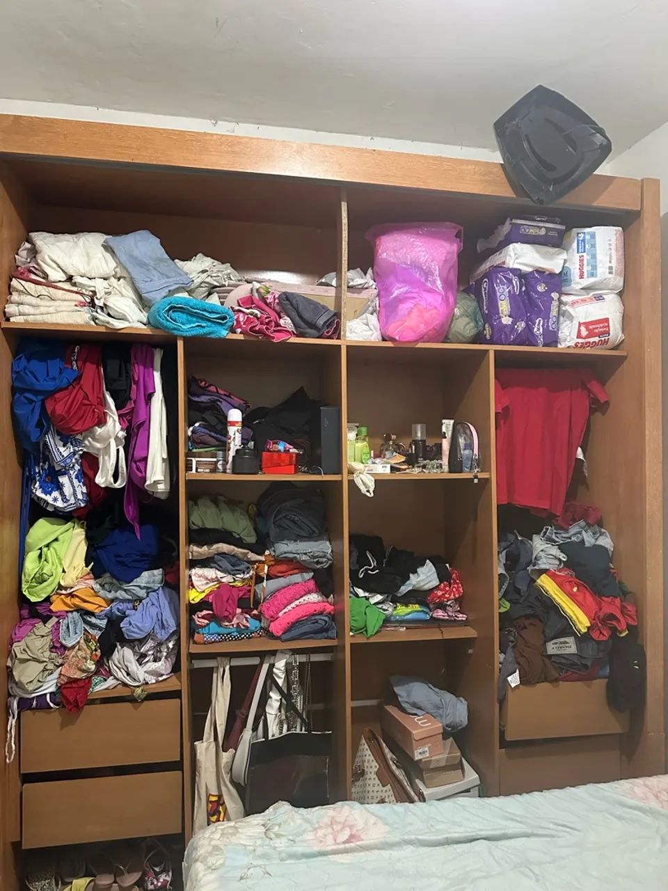 Vendo guarda-roupa tipo clost 