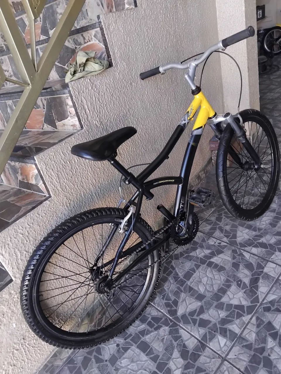 Bicicleta aro 24 - Foto 4