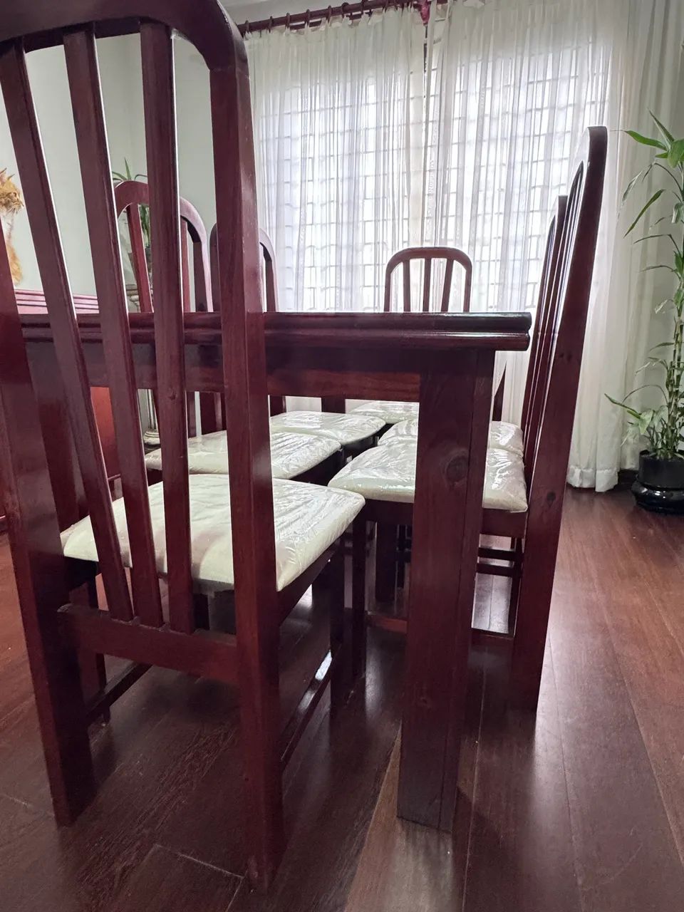Mesa jantar com 6 cadeiras e aparador  - Foto 2
