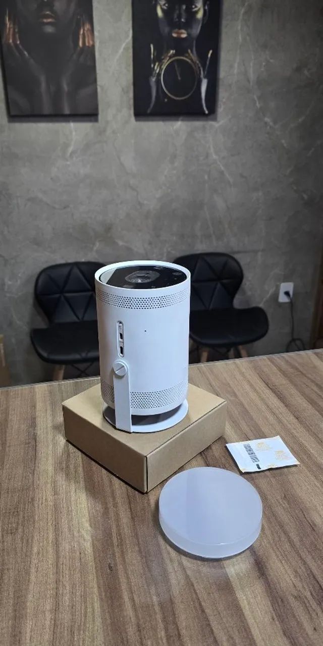 Projetor Smart Portátil Samsung The Freestyle, de 30 a 100 Polegadas. - Foto 4