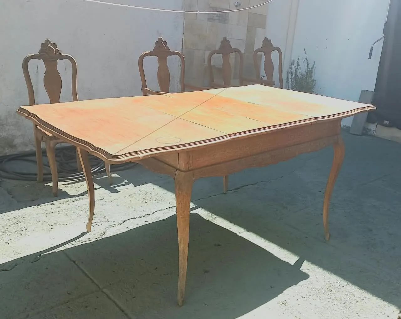 Mesa de jantar ou para trabalho simples - Foto 4