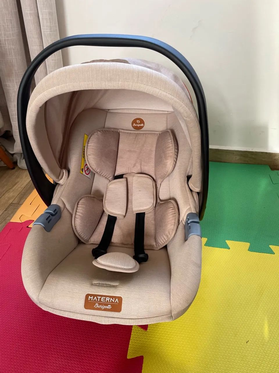 Bebê conforto / cadeirinha de carro