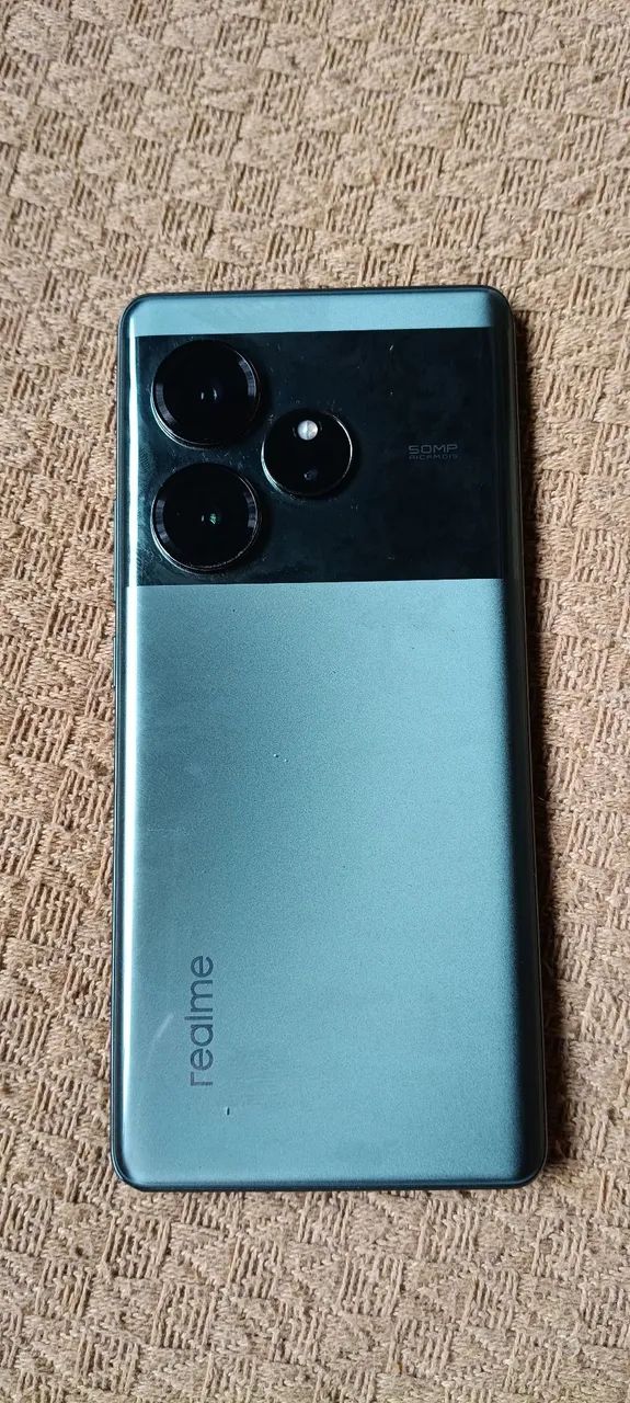 Realme gt 6 - Foto 2