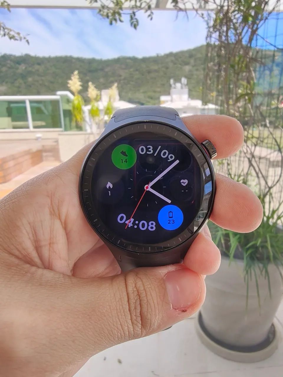 Smartwatch Motorola Preto 