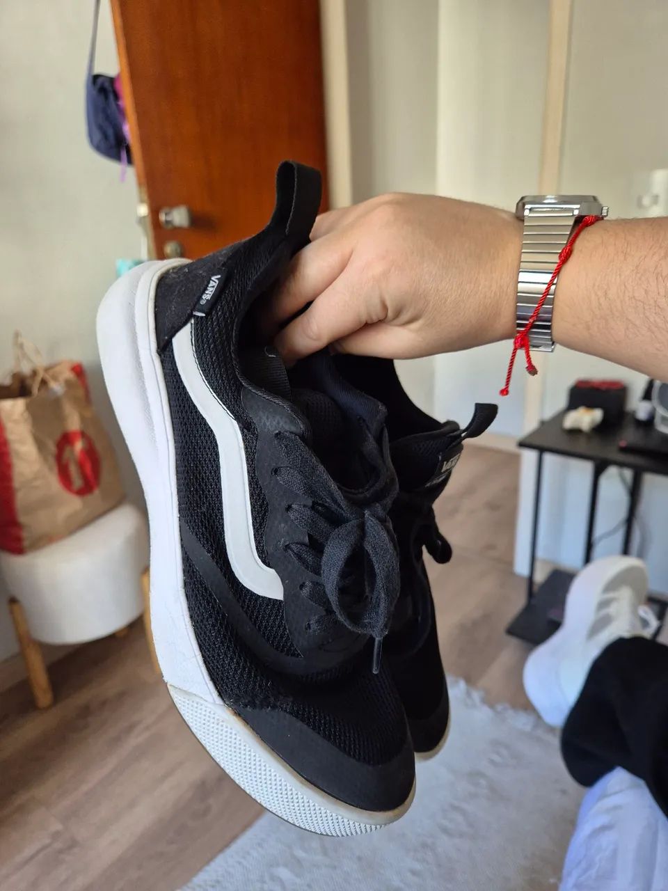 Vans Ultrarange Preto e Branco - Foto 2