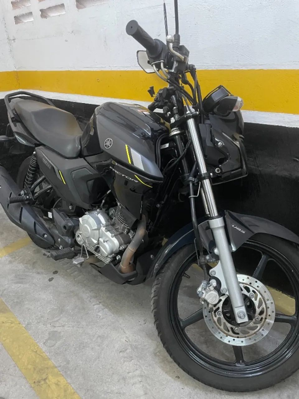 Moto Factor 150 2025 Preta  - Foto 4
