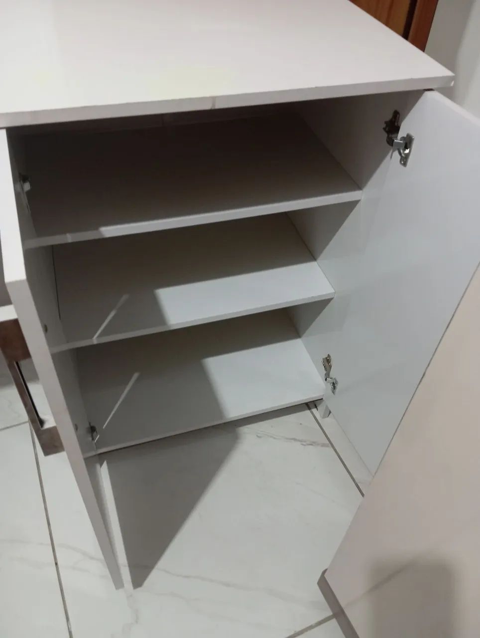 Escrivaninha branca  - Foto 2