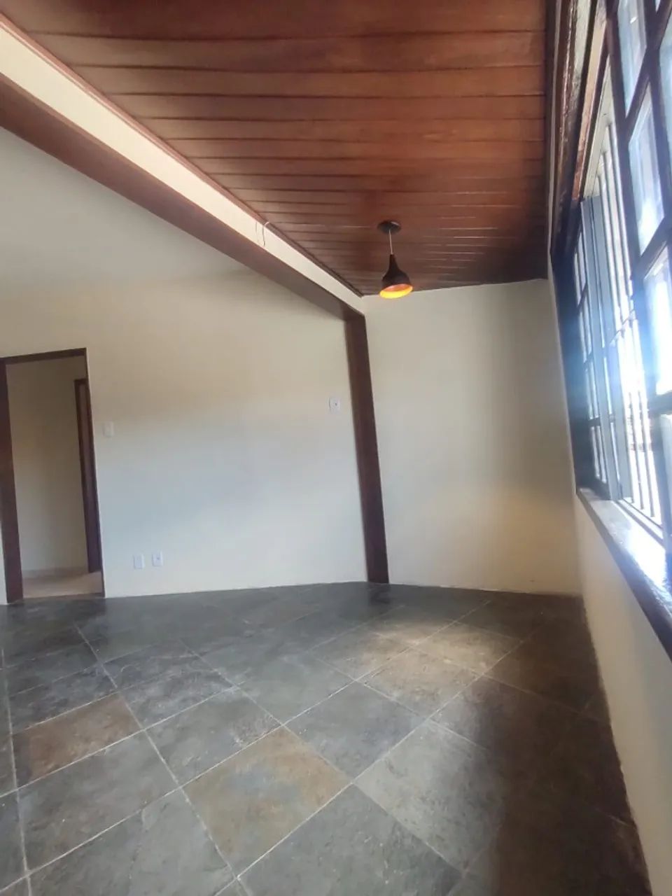 Alugo excelente apartamento com três quartos na Trindade / SG. - Foto 2