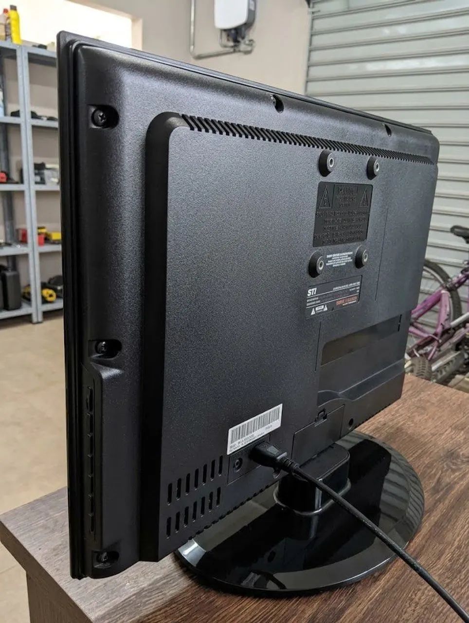!MONITOR 19 POLEGADAS VGA! - Foto 2