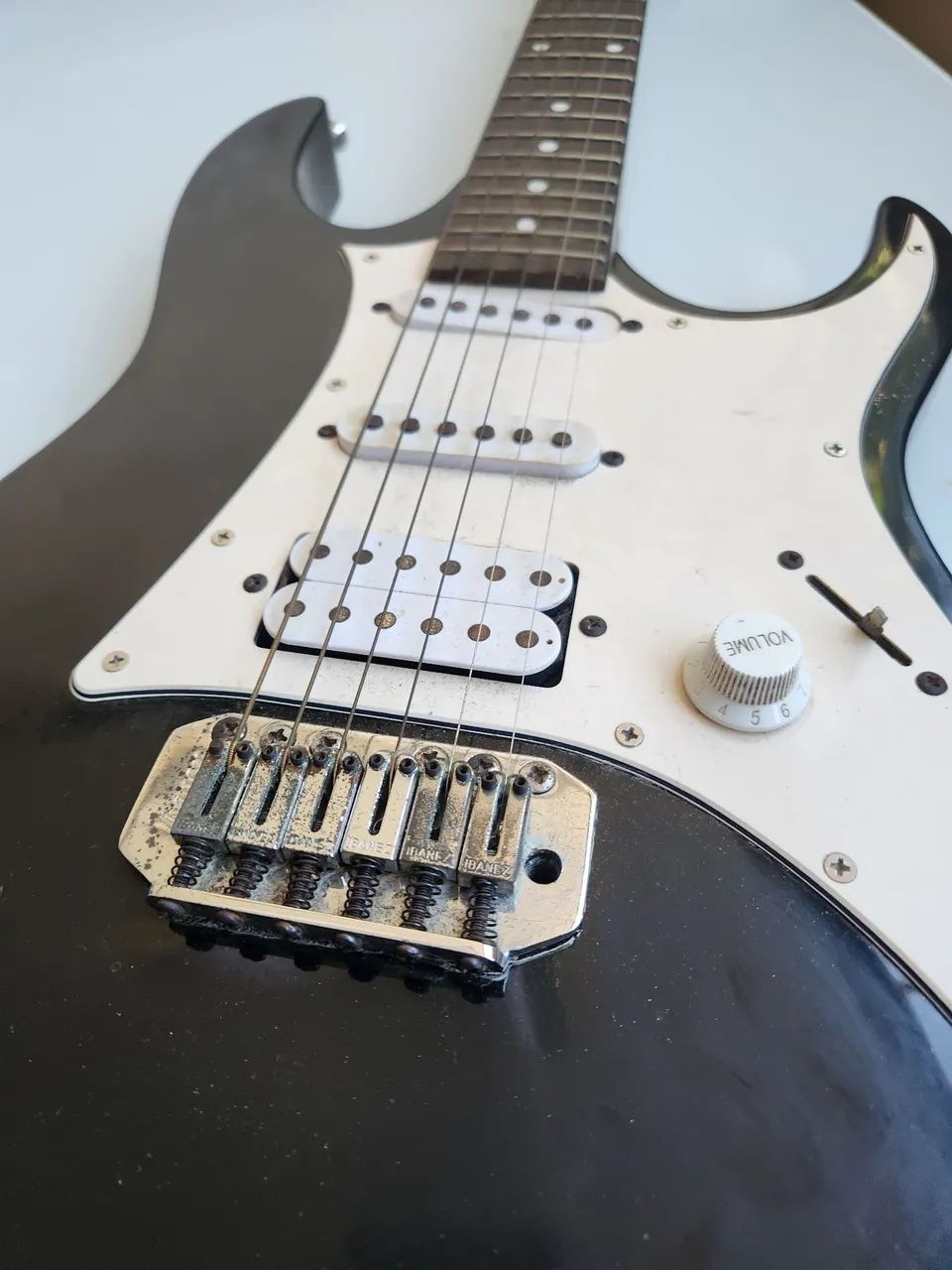 Guitarra Ibanez GIO