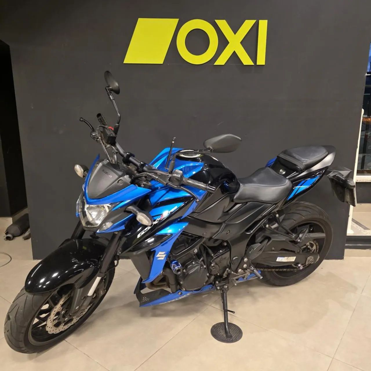 GSX-S 750 - Foto 3