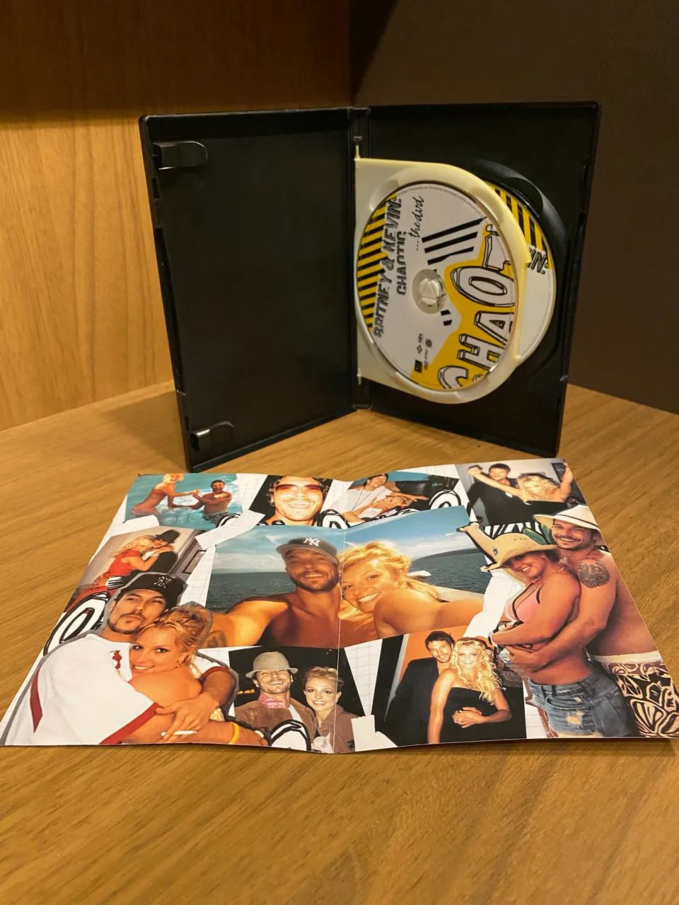 Dvd + CD Britney & Kevin: Chaotic - DVD, Blu-Ray e Vídeo Cassete