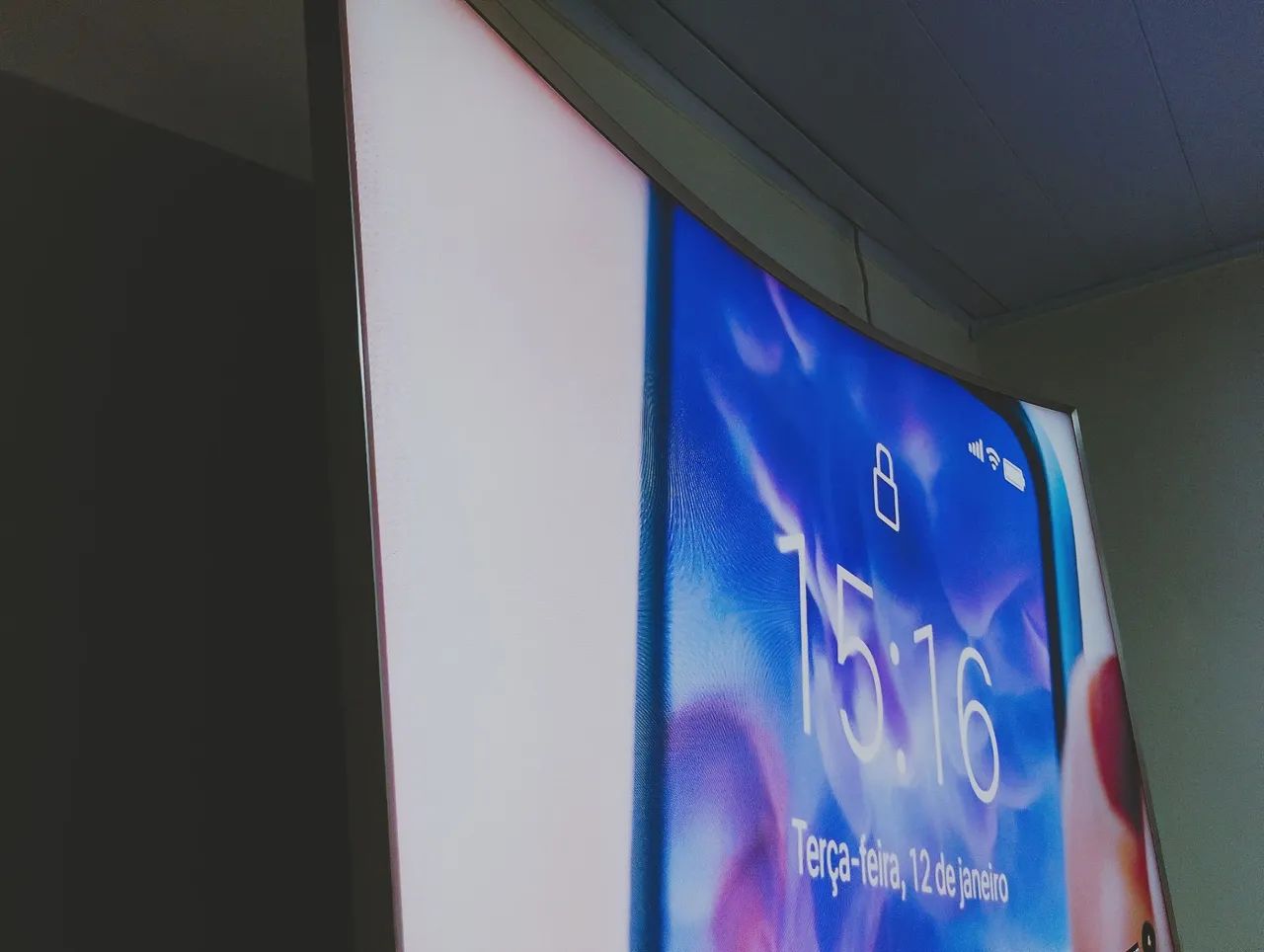 Vendo uma tv Samsung 80 polegadas em perfeito estado  - Foto 4