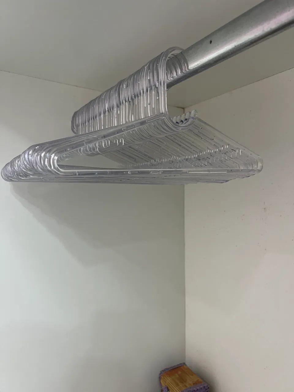 Cabides infantis (com 38 unidades)