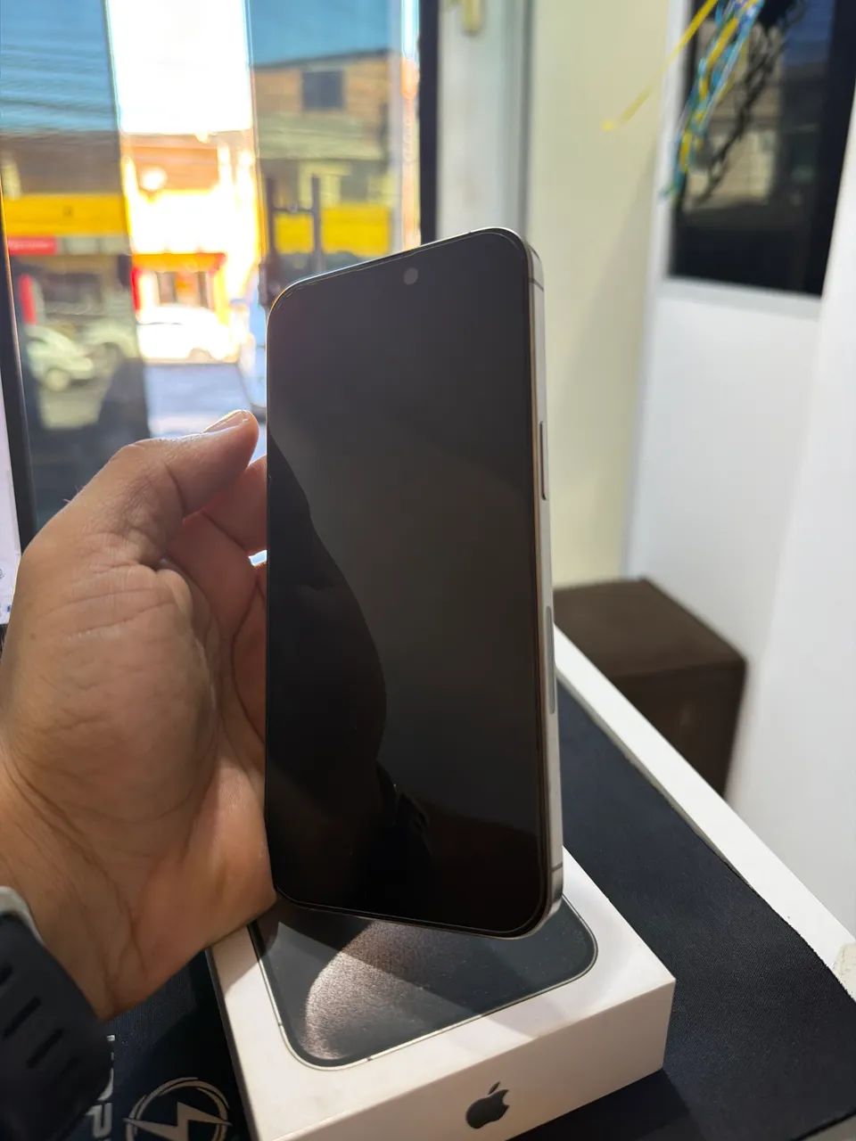 IPHONE 15 PRO MAX  - Foto 3