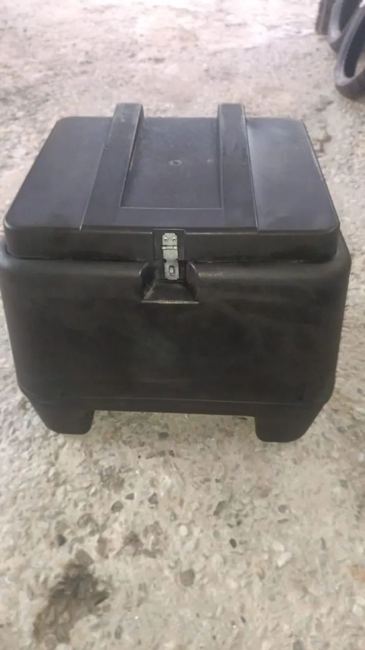 Vendo Baú 80 Litros Novo. - Foto 2